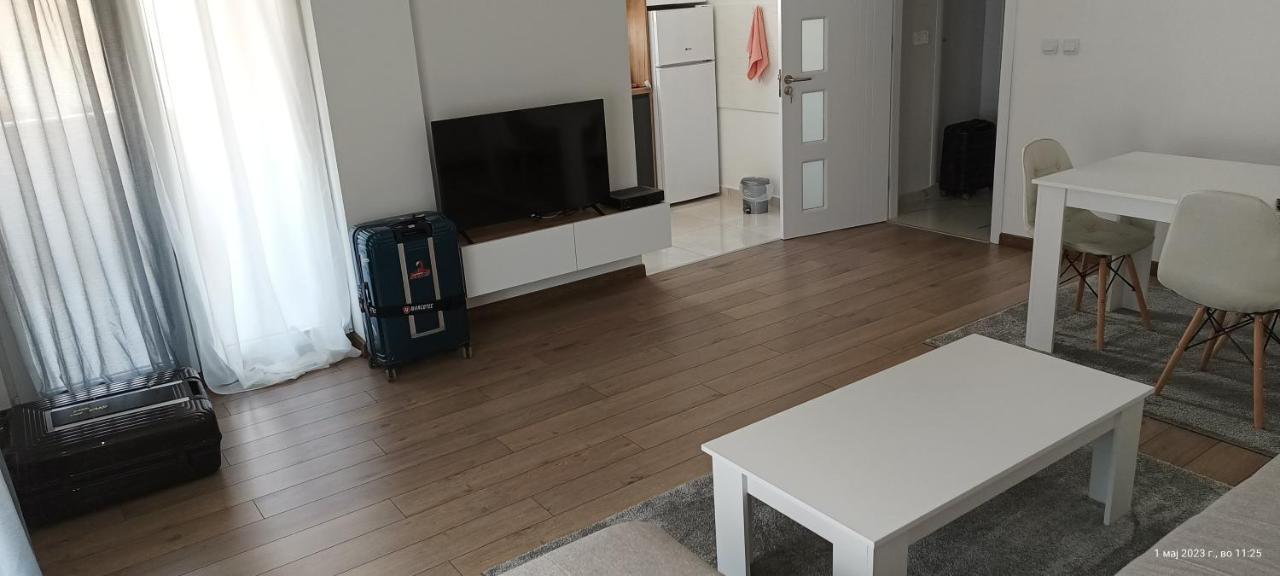 Grand Apartments Strumica Esterno foto